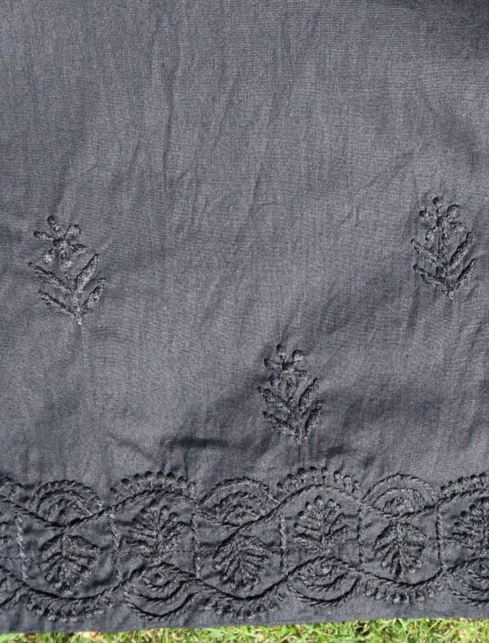 fine cotton pants with chikankari embroidery