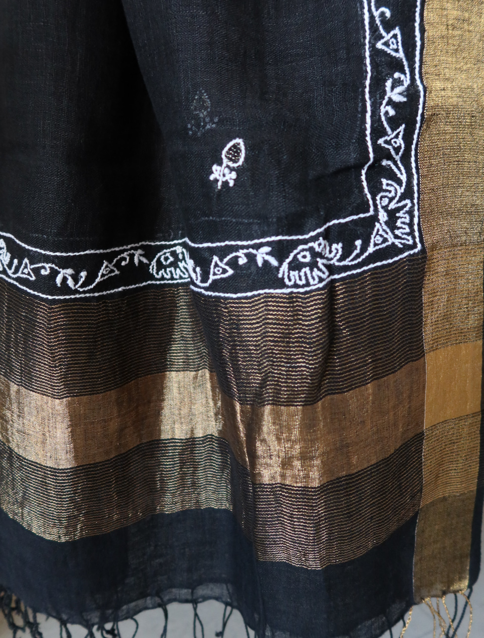 black dupatta handloom chikankari